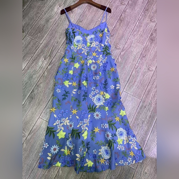 Dress The Population Allona Embroidered Cocktail Dress - Picture 4 of 6